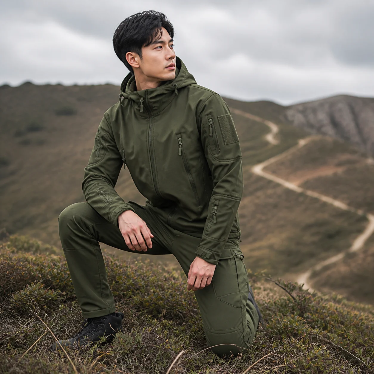 Outdoor Shark Skin Soft Shell Jacket Set for Autumn and Winter, Cold Resistant, Warm and Waterproof Outerwear 5XL