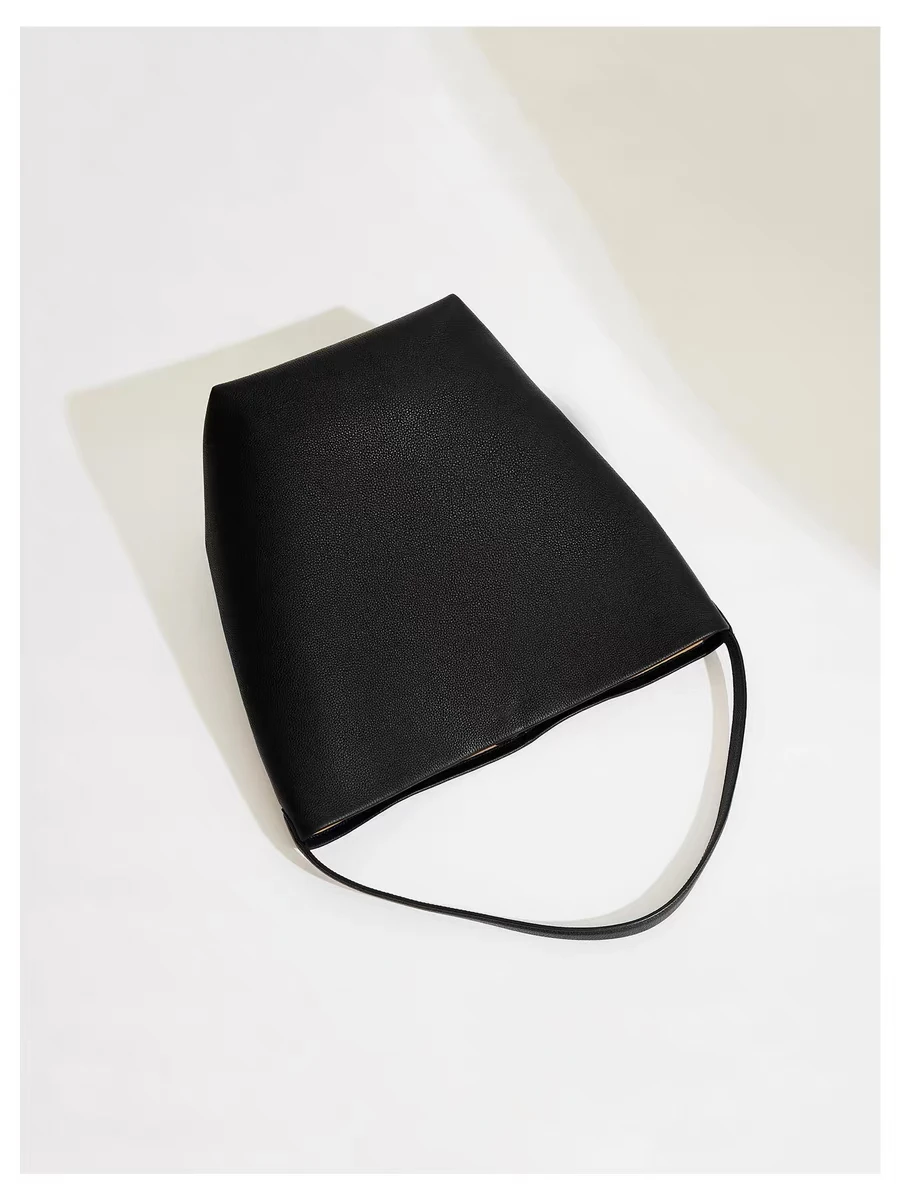 

mat Genuine Leather Buet Bag 2025 New Luxury Design Calfskin Handbag Single oulder Underarm Bag for Young Adults