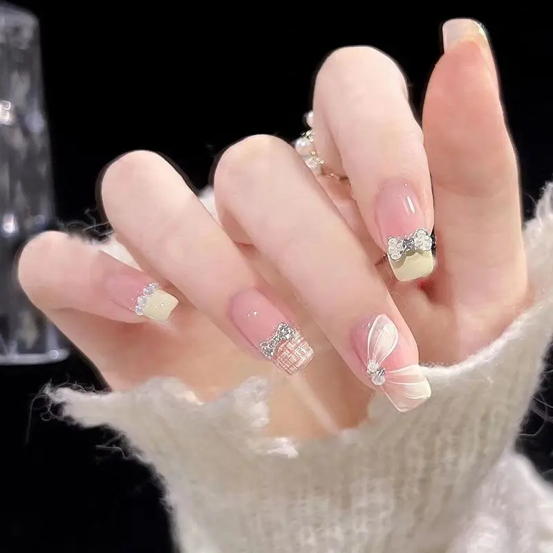 Hand-worn Nail Autumn and Winter Wonderland Ice-transparent Smudging Wearing Nail Removable Nail Nails Pressed On