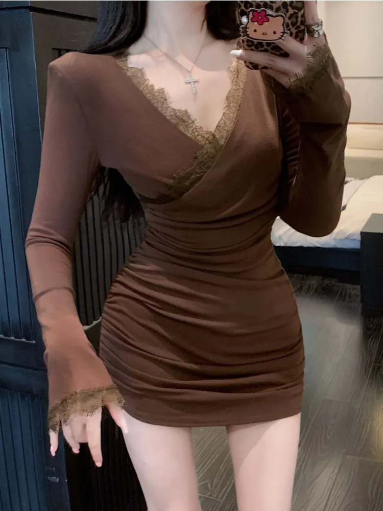 

Pure Desire Spicy Girl V-Neck Lace Dress Sexy Bodycon Fleece Lined Base Layer Short Korean Style Commute Winter Dress