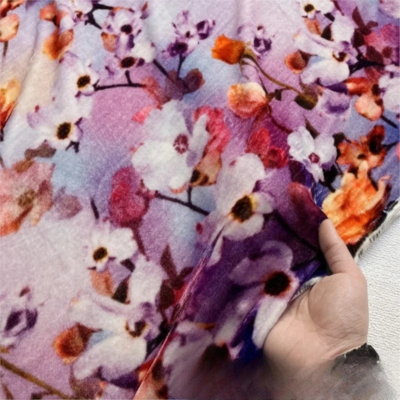 

Solid-color 8 momme silk electric-spun fabric and Hanfu for lining a cheongsam skirt