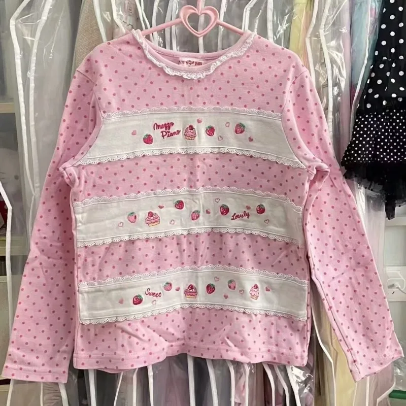 

Милая женская футболка с длинным рукавом, кружевной японский мультяшный клубничный принт, милый и утягивающий универсальный топ для девочек, новая одежда