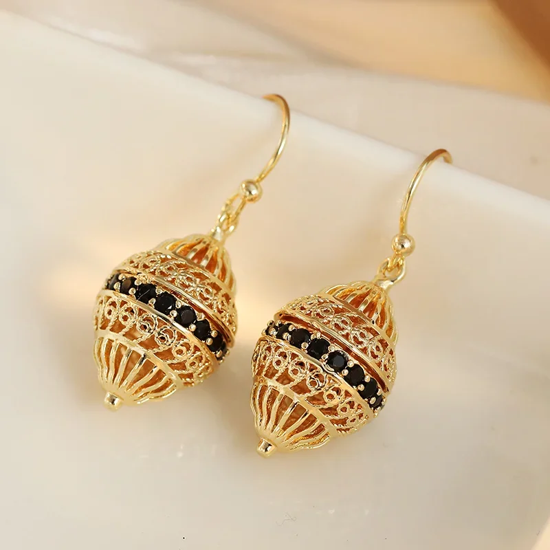 Vintage Hollowed Out Hook Earrings For Women Inlay Black Cubic Zircon Golden Plated Earrings Banquet Dinner Elegant Jewelry