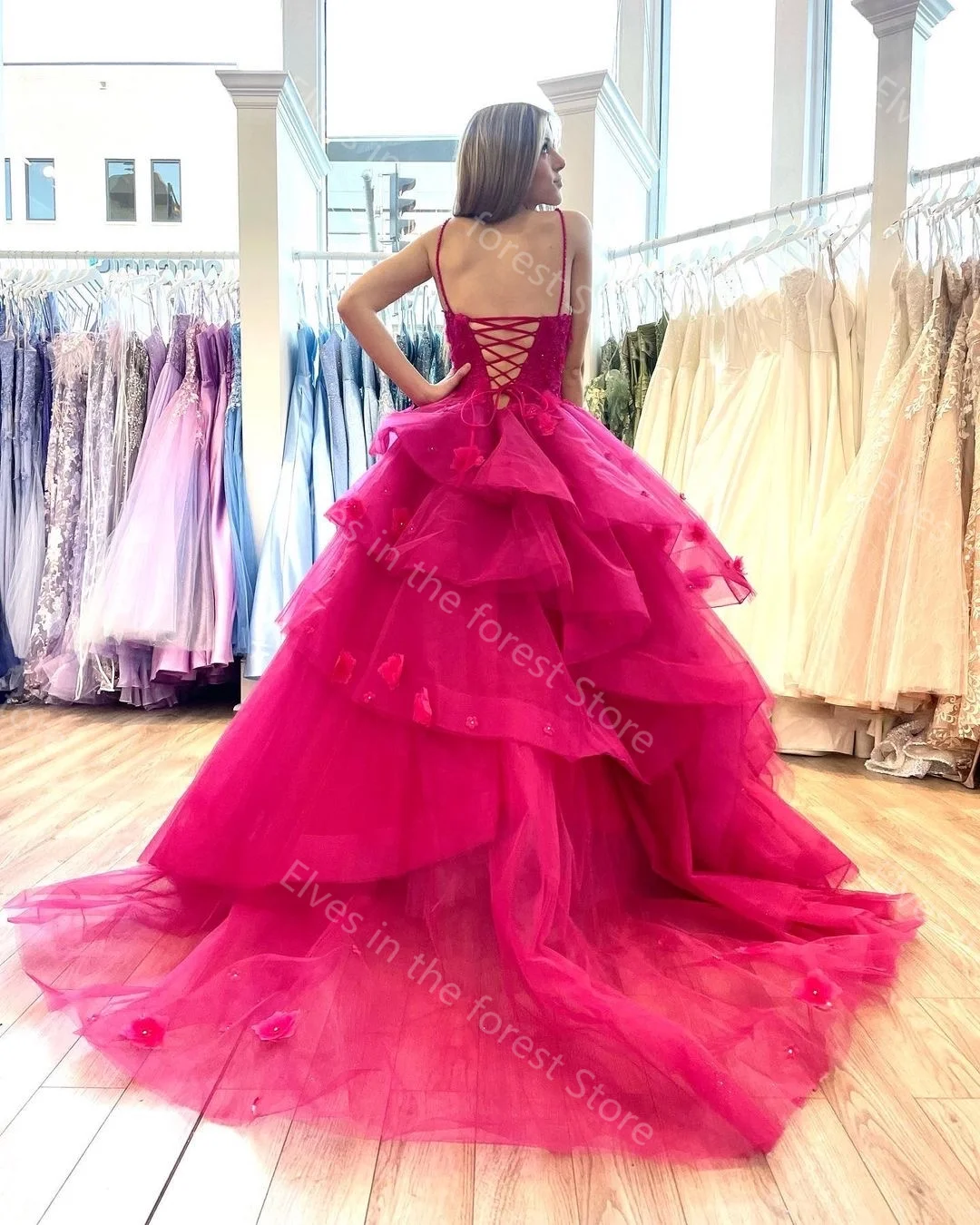 Pink Ball Gown Prom Dresses Lace Appliques Beads Evening Dresses Tiered Ruffles Floor Length Graduation Homecoming Party Gowns