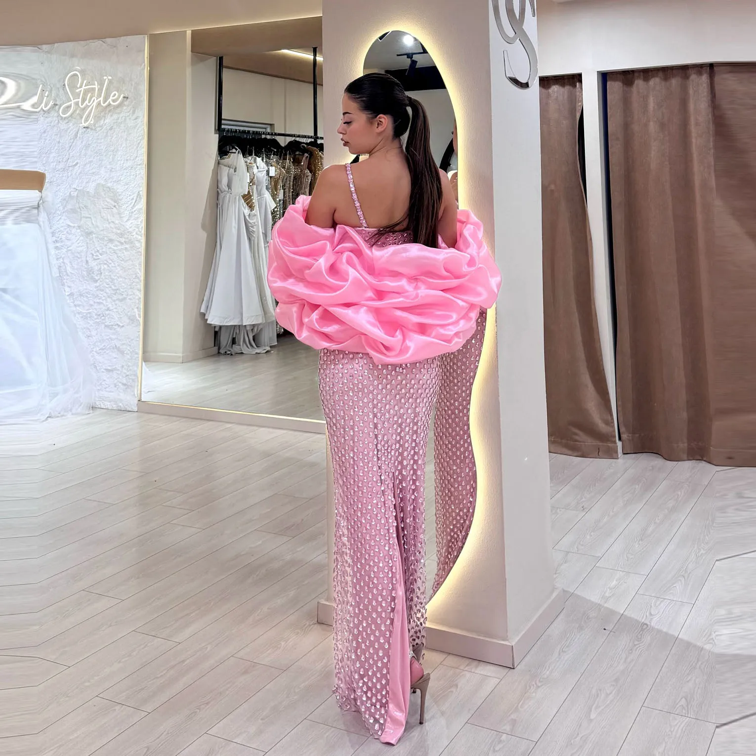 

Women’s Silk Shawl Wrap – Light‑Weight Boho Chic Summer Scarf, Elegant Floral Multi‑Way Headwrap & Evening Cover Oversized Wrap