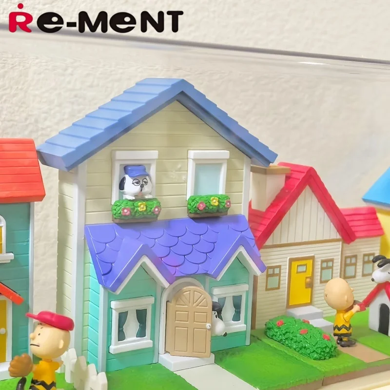 Rement Dostępne Od Ręki Autentyczne Snoopy Słodkie Małe Domki Miniaturowe Sceny Wnętrz Model Kolekcjonerski Blind Box Dla Kolekcjonerów Anime