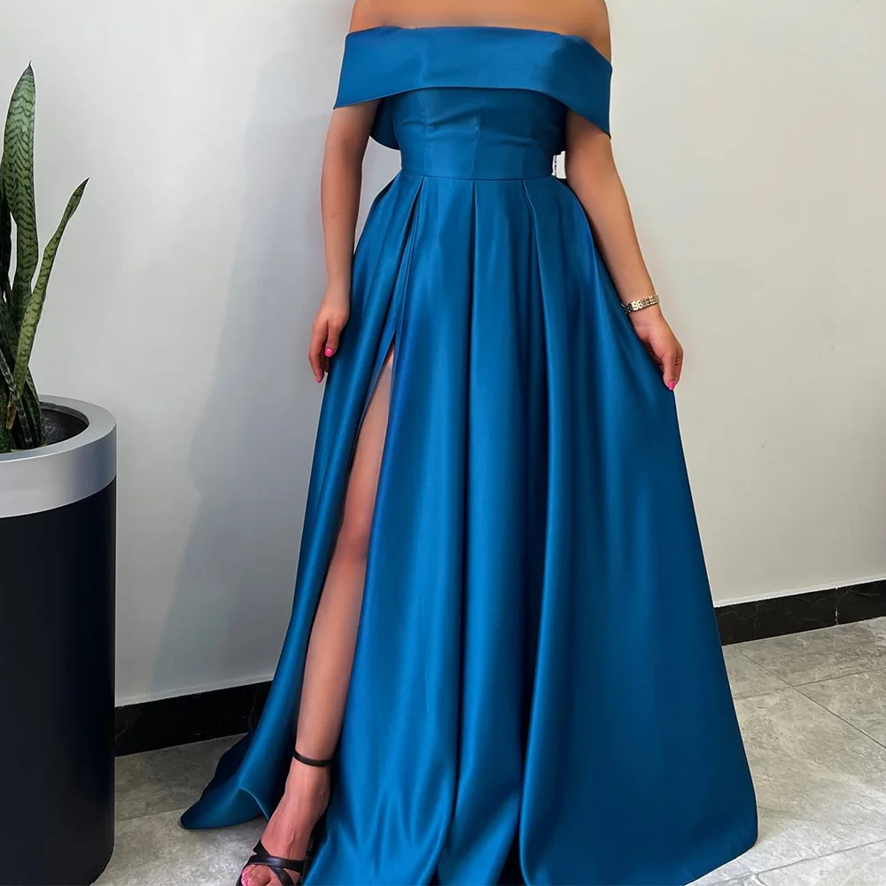 

A-Line Floor Length Boat Neck Strapless Satin Sleeveless Solid Color Evening Dresses Formal and Classic Prom Gowns Lace Up Back