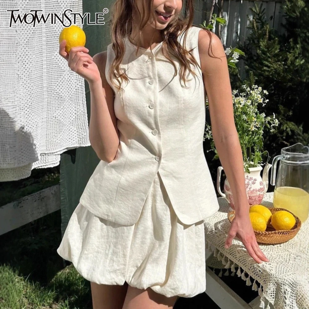 TWOTWINSTYLE Solid Spliced Folds Two Piece Set Female O Neck Sleeveless Top French Gentle Women's Skirt Sets Fashion Summer New