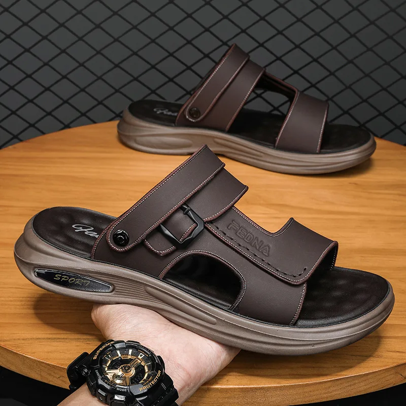 

Sandals for men in summer 2025 anti slip and odor resistant Dad's driving leather sports beach slippers