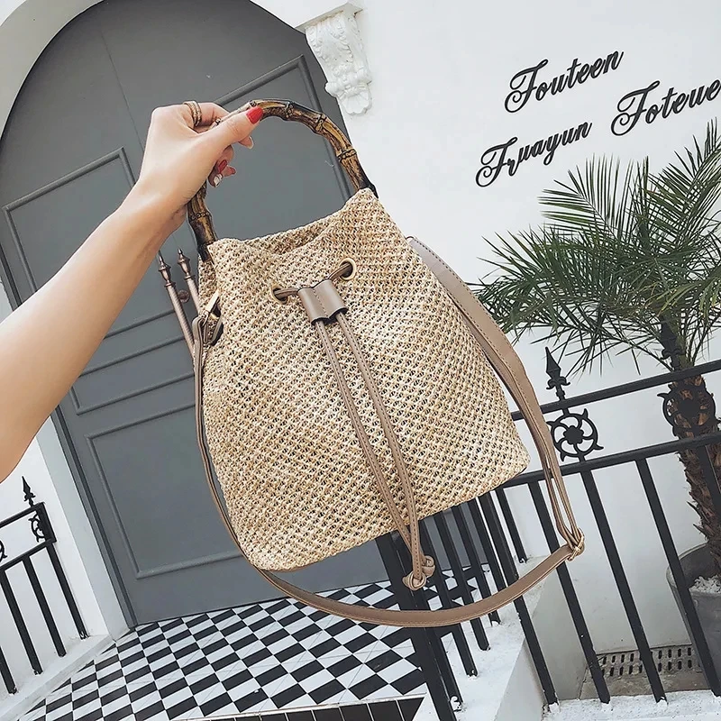 Female Summer Handmade Woven Shoulder Messenger Bags Women Drawstring Straw Bucket Bag Ladies Shopping Purse Beach Bags Handbags