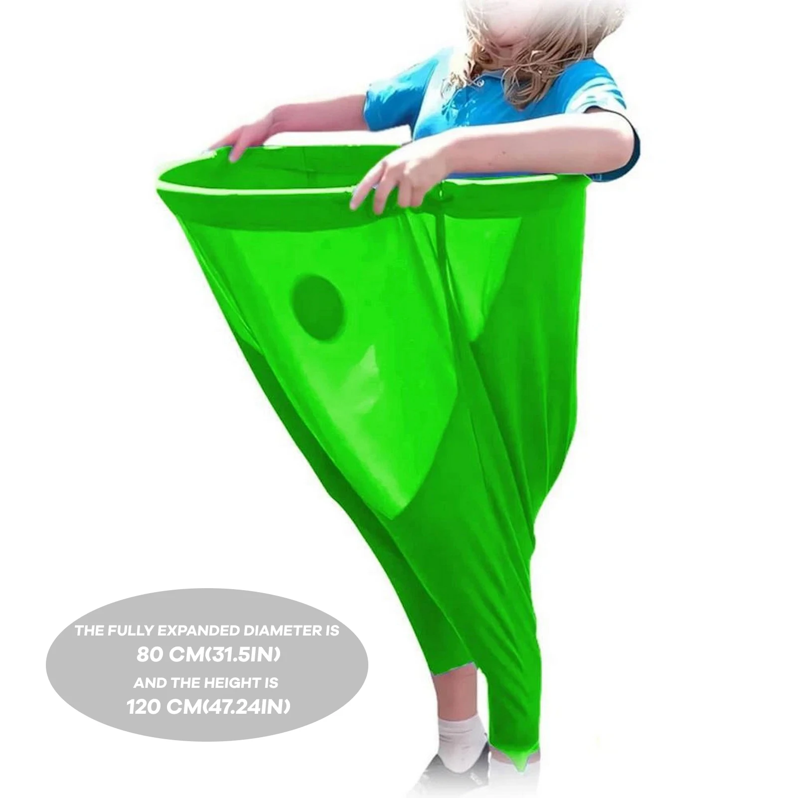 لعبة رمي الكرة في الهواء الطلق، لعبة الوالدين والطفل والأسرة الممتعة، ألعاب رياضية، سراويل الجدة، لعبة ساحة للعب في الفناء الخلفي على الشاطئ