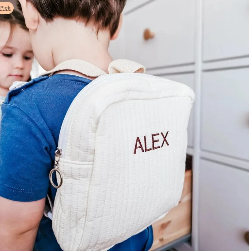 Mochila para estudiantes de jardín de infantes, bolso bordado con nombre, antideslizante y antipérdida, acolchado, para exteriores, para niños