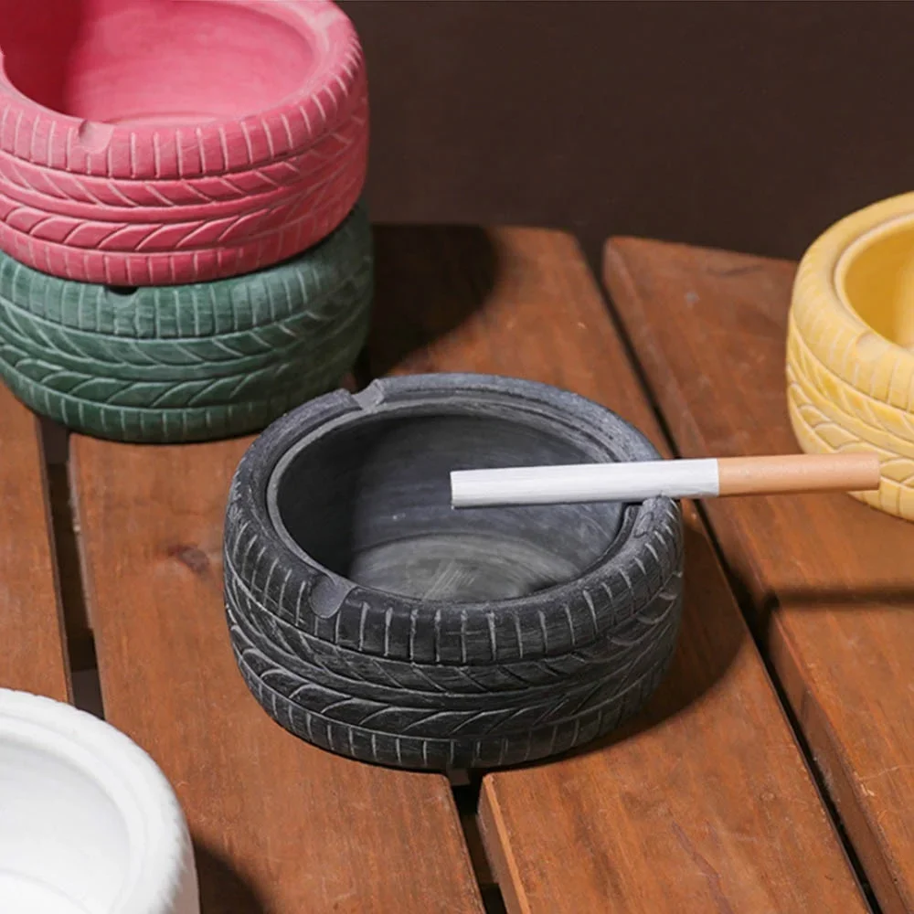 Used Tire Resin Ashtray Creative Home Living Room Bar Desktop Decorative Portable Ashtray Anti-Scalding Cigarette Holder