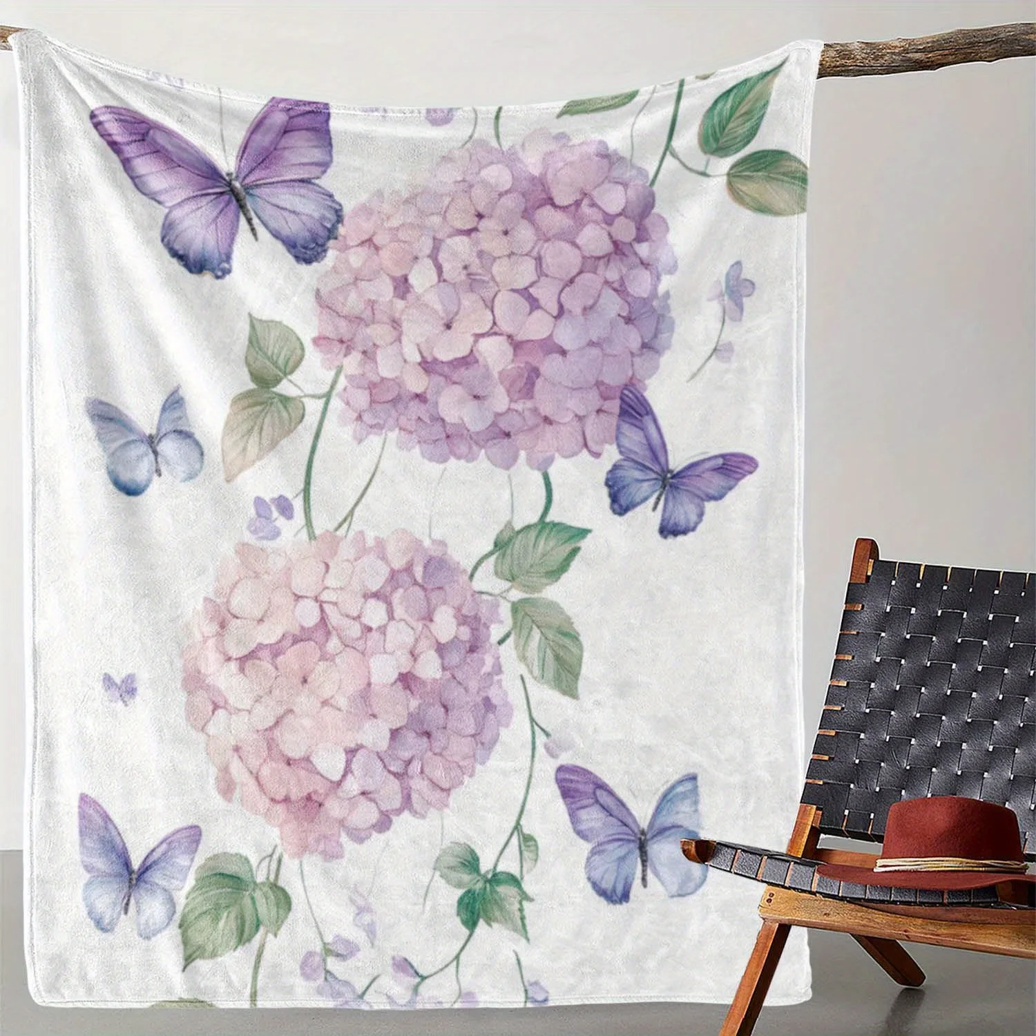 

1pc Vintage hydrangea and butterfly pattern blanket, polyester fabric, machine washable, suitable for bedroom living room