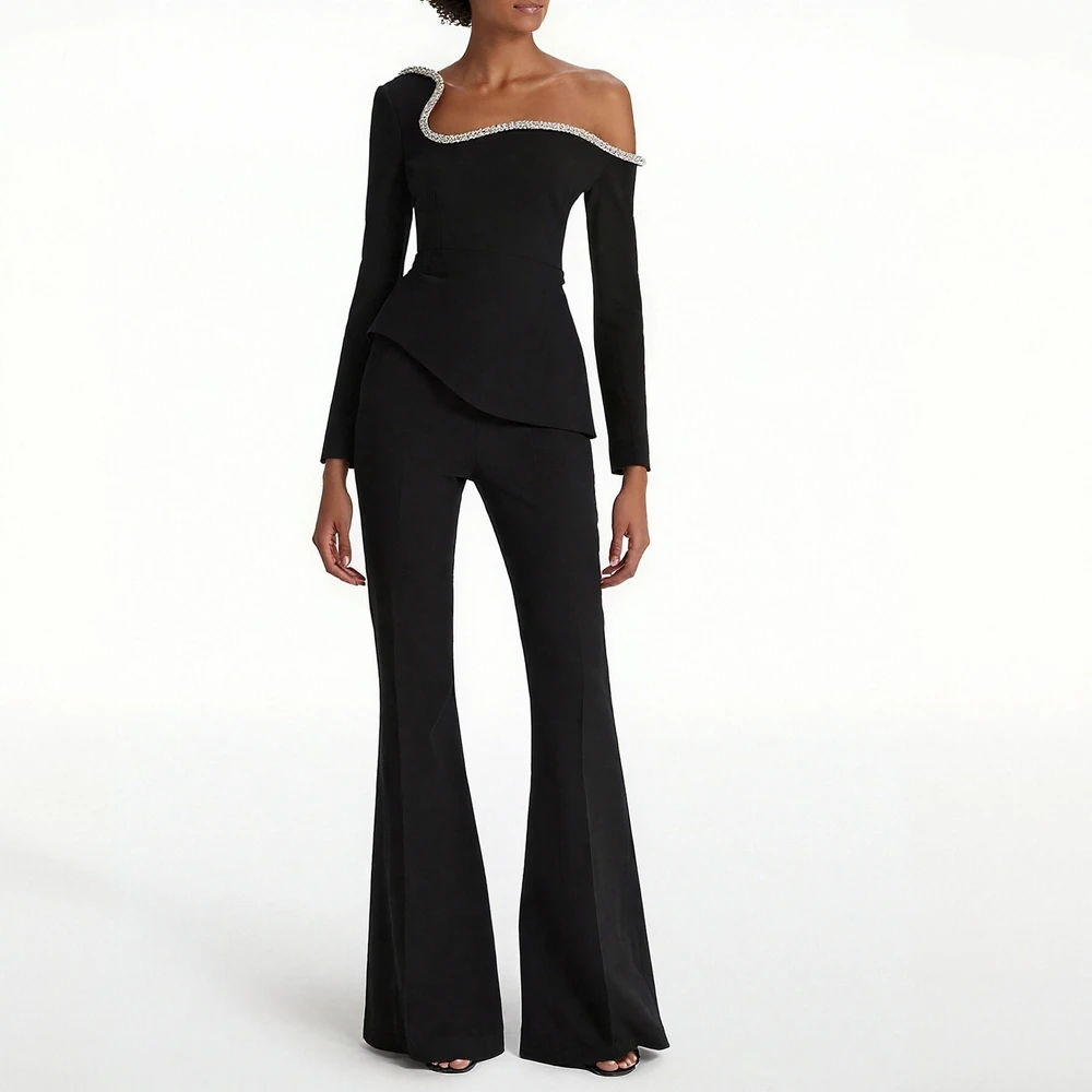 

Casual Fitting Round Neck Jumpsuit Decorative Element Absent Women's Bottom Wear Ensemble Style