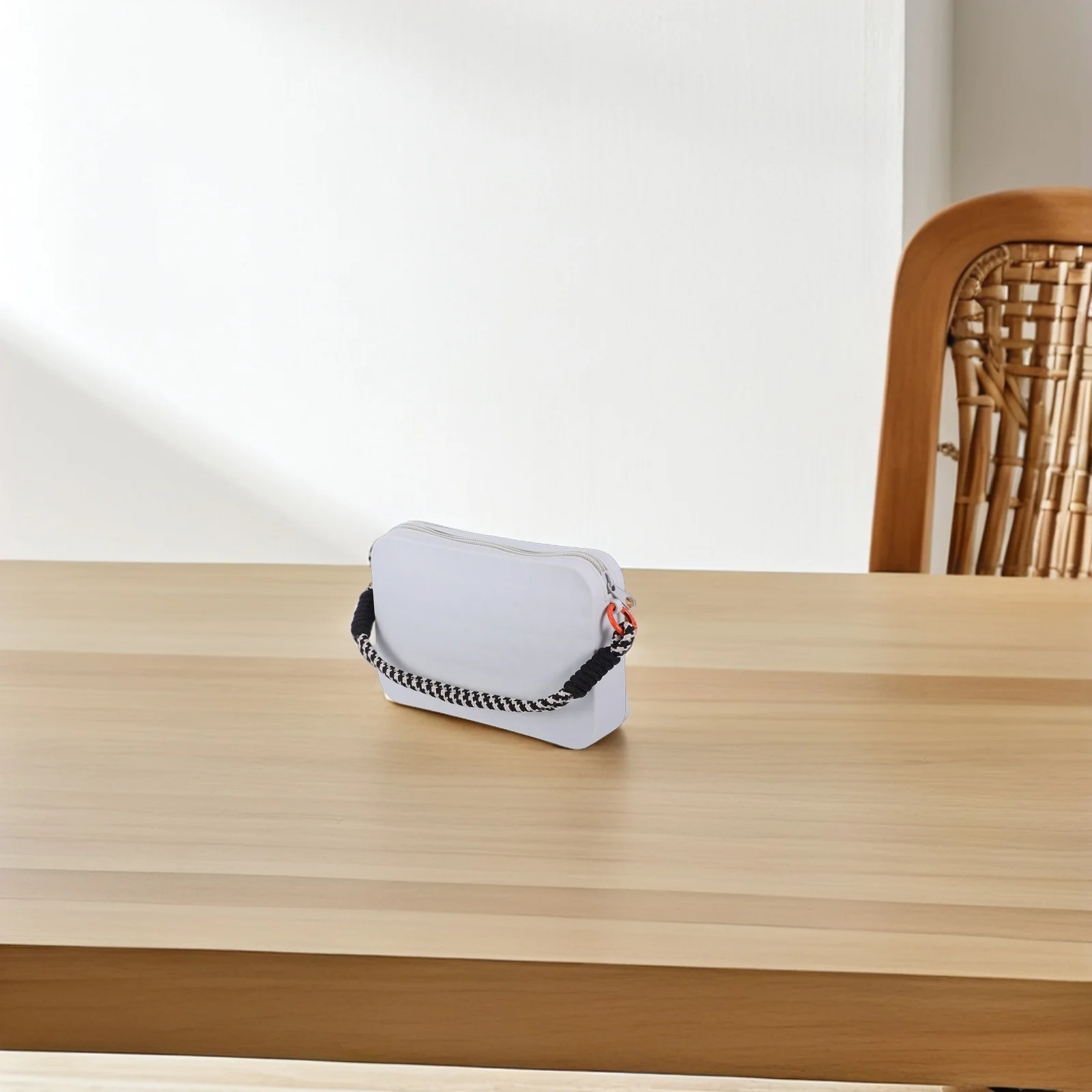 

Waterproof Silicone Phone Holder Beach Tote Hanging Bag Key Organizer Sunglasses Case Pouch Travel Makeup Organizer