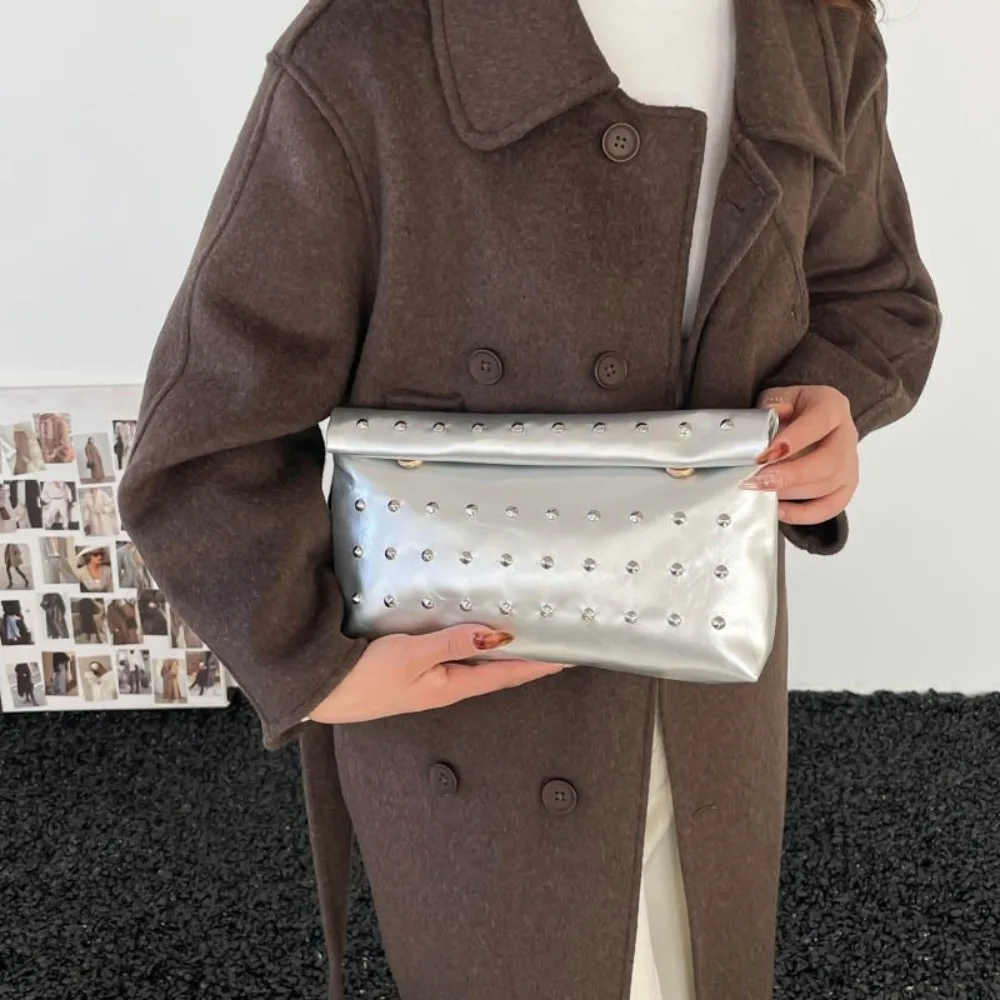 Unique Rivet Envelope Clutch Bag Large Capacity Metallic Sheen Evening Handbag Leather Solid Color Evening Bag for Evening Party