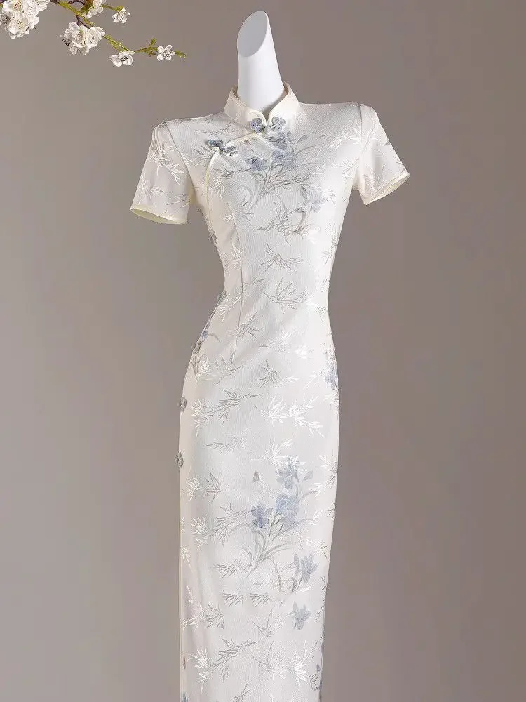 

Женское летнее жаккардовое платье Cheongsam с воротником-стойкой в китайском стиле, платье Ципао 2025 года, элегантное современное вечернее платье Ципао для девочек