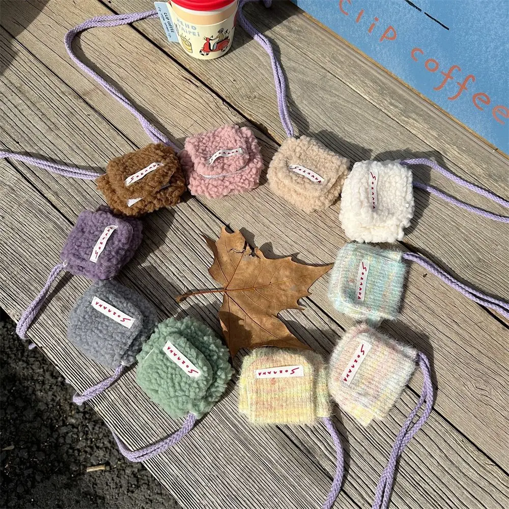 Mini borsa per auricolari in lana arcobaleno borsa per monete con cavezza borsa per peluche fresca borsa per chiavi borsa da viaggio per signora