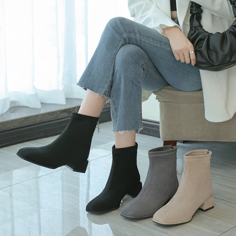 Sepatu wanita dijual 2023 ritsleting sepatu wanita persegi kaki Suede sepatu Solid Wanita barel pendek Chunky Heel Fashion sepatu bot