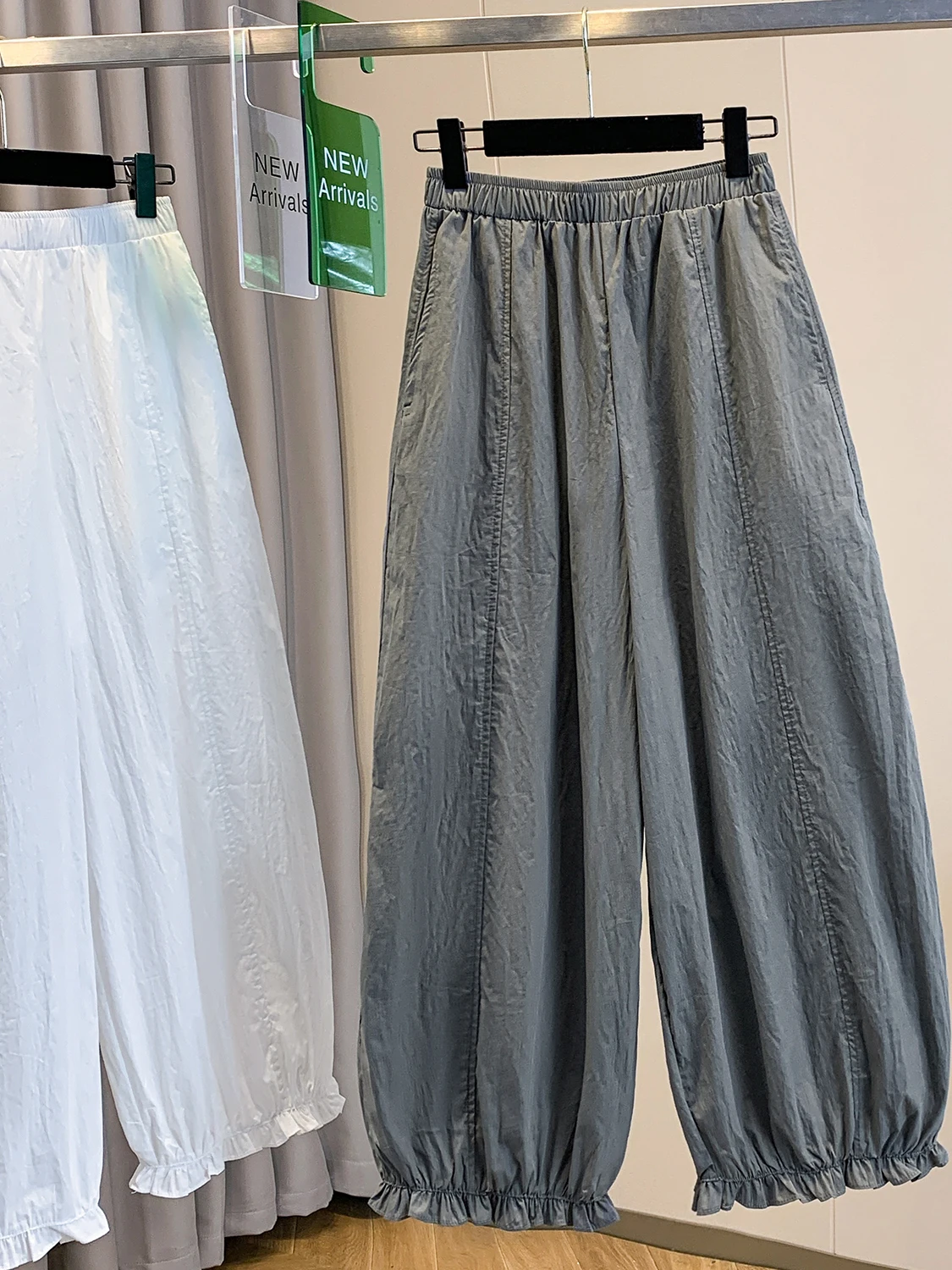 

Casual Wide Leg Pants Elastic Waist Patchwork Earlet Lace Trim Pure Color Nine Point Slimming Summer Leisure Trousers for plu...