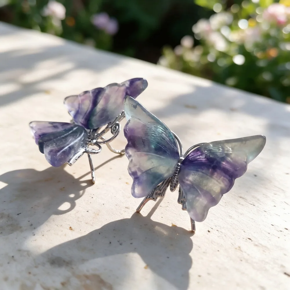 Natural Rainbow Fluorite Butterfly Statue Halloween Tabletop Crystal Decor Stone Butterfly Ornament for Home Party Holiday Gift
