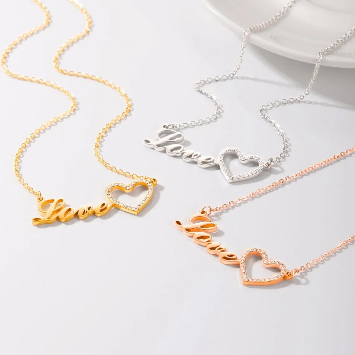 

Customized Name Bling Zircon Heart Necklace Women Stainless Steel Personalized Shiny Stone Name Pendant Christmas Jewelry Gift