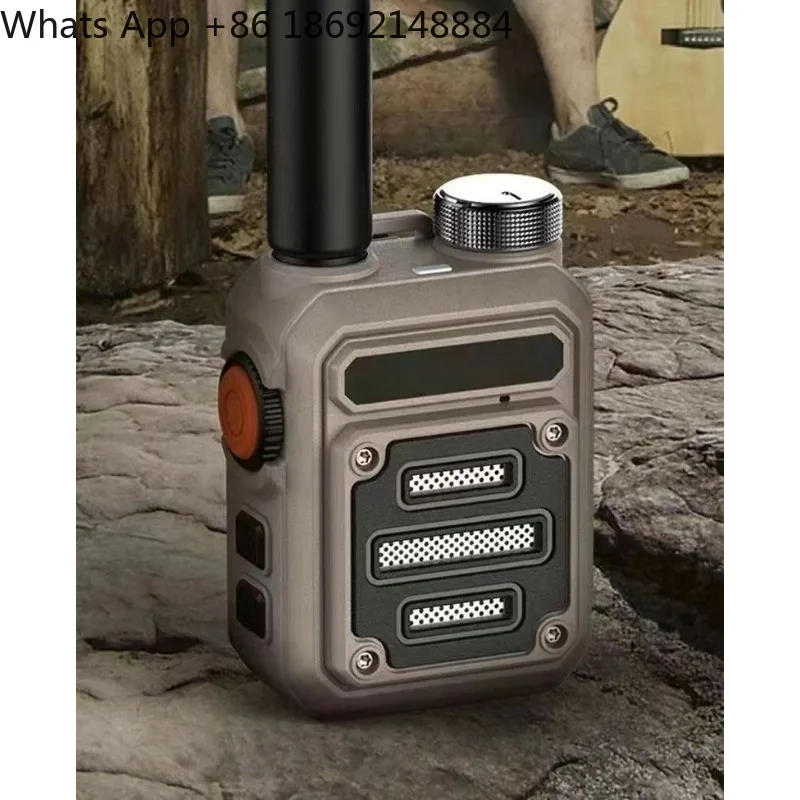 Walkie-talkie automatic frequency matching high-power mini minicomputers are suitable for outdoor hotel construction sites
