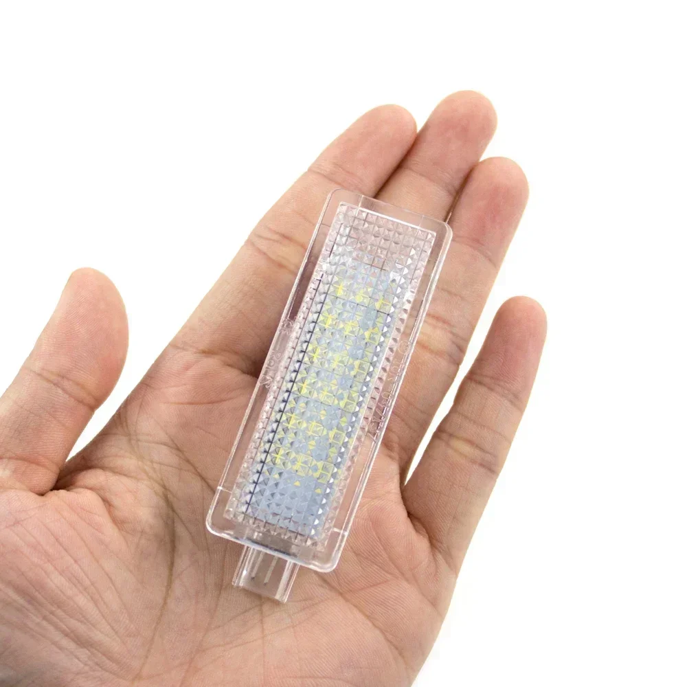 2PCS LED Courtesy Footwell Under Door Interior Light 63316972605 For BMW E60 E70 E90 E92 E93 E87 E88 F02 F10 F20 X5 M3 MINI Z4