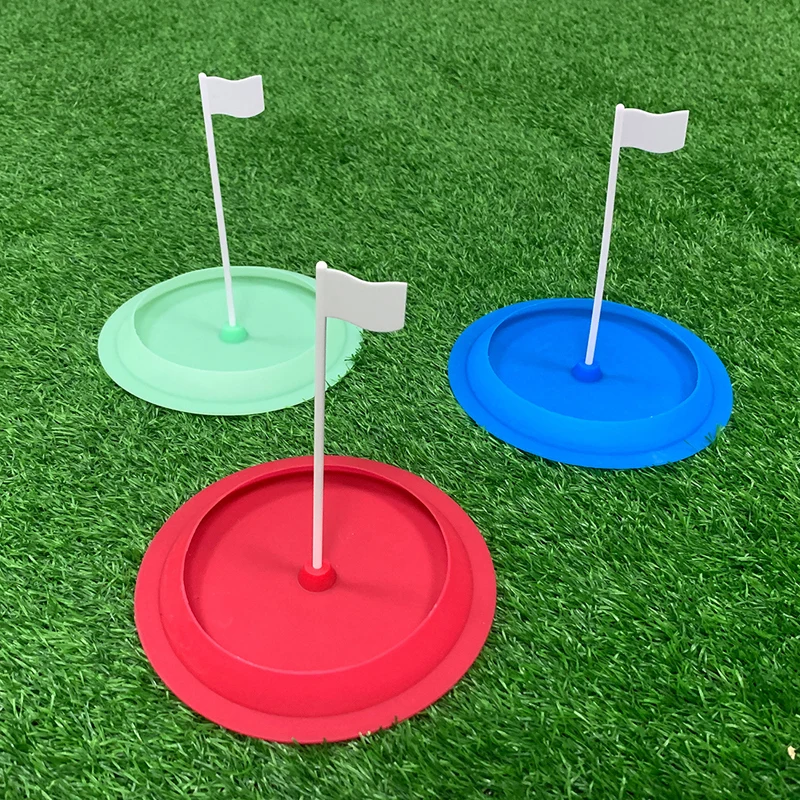 Golf Practice Hole Putting Cup All Direction Soft Rubber with White Target Flag Golf Hole Cup Blue Green and red Training Aids