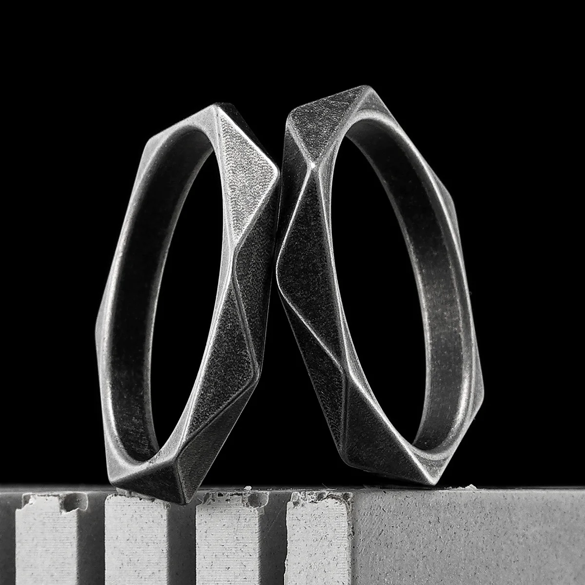 Rhombic Geometric Cut Men Rings Stainless Steel Retro Punk Rock Minimalism Women Jewelry Fashion Accessories Gift Wholesale