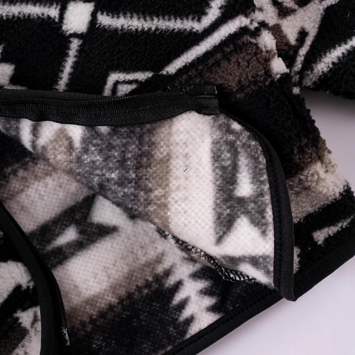 طفل الفتيان الخريف الشتاء عارضة سستة معطف طفل الفتيات سميكة الصوف أعلى خمر نمط العرقية نمط الأزياء تنوعا سترة