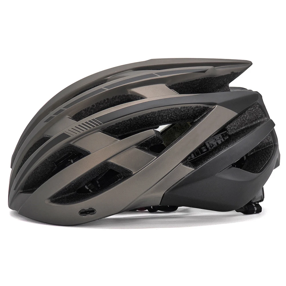 Ultralight 26 Vents MTB Road Bike Helmet Integrally-molded Cycling Helmet with LED Taillight Visor Casco Bicicleta Men