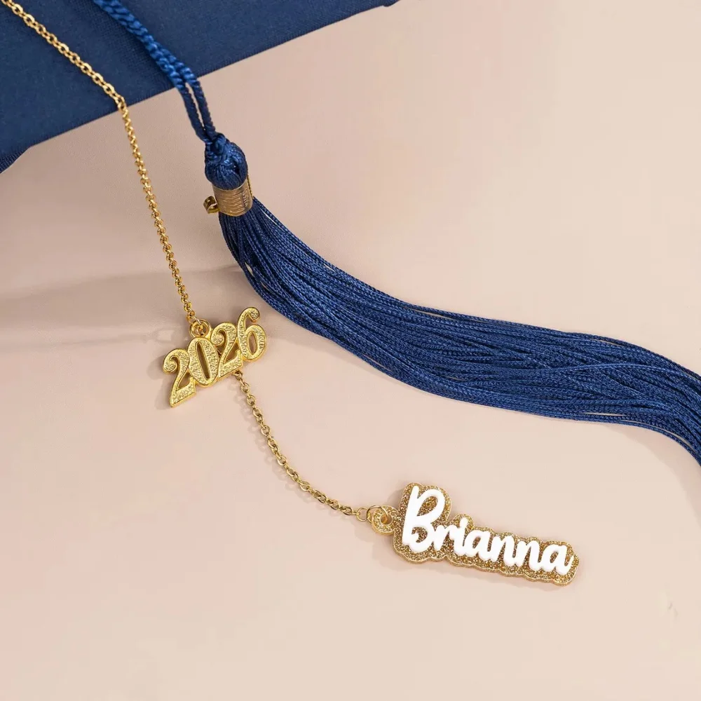 LeeChee Personalized Acrylic Custom Name Double-Layer Graduation Season Label 2026 Symbol Custom Hat Decoration Nameplate