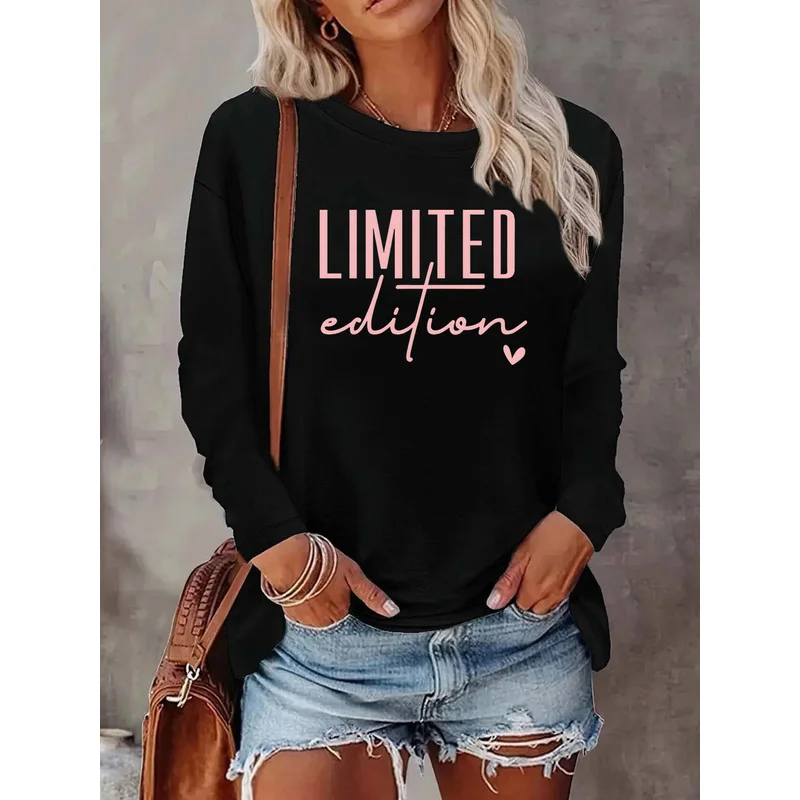 Casual Long-Sleeve T-Shirt for Plus-Size Women, Designed for a Relaxed Fit And Suitable for All Seasons