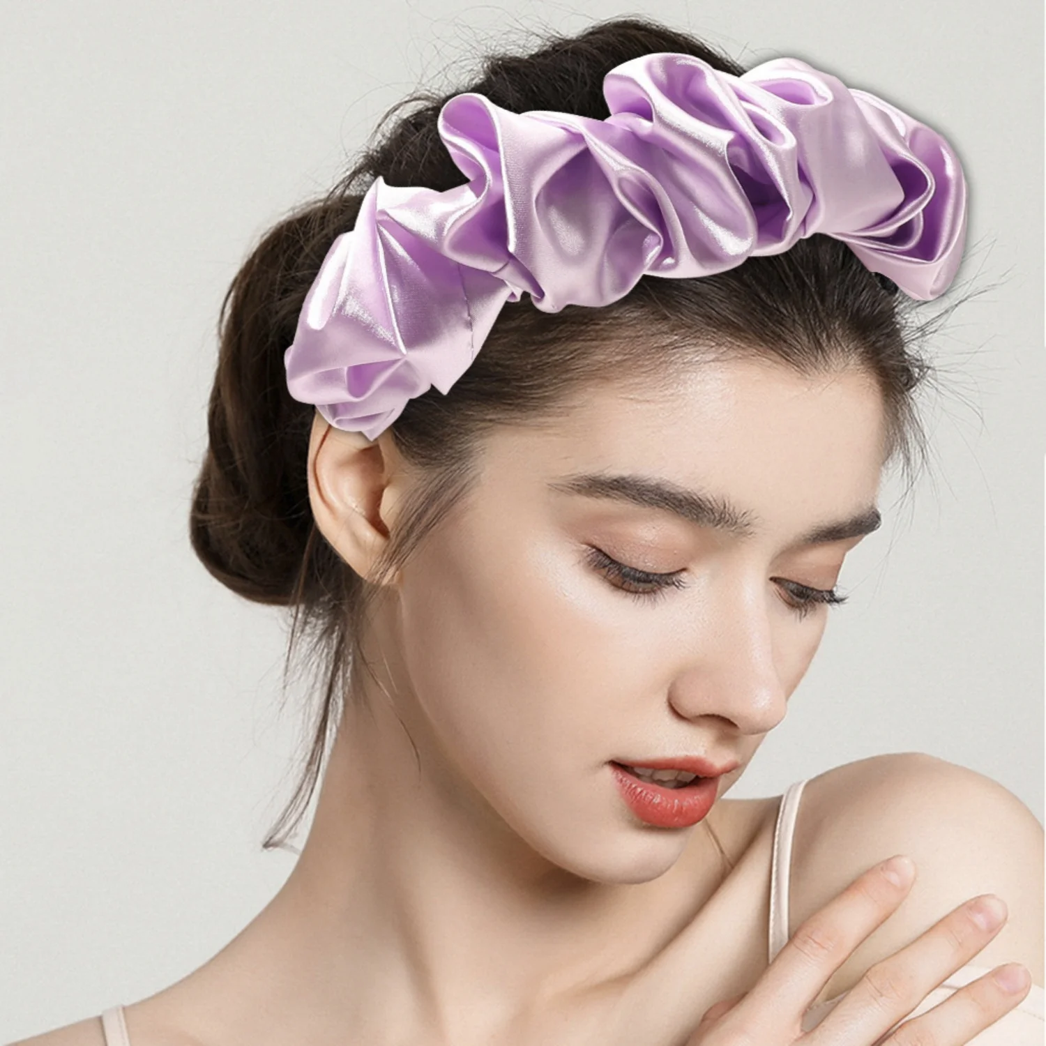 Hair Band New Silk Satin Pleated Headbands for Women Makeup Ruched Headband Fashion Solid Color Hair Hoop Hair Accessories Girls