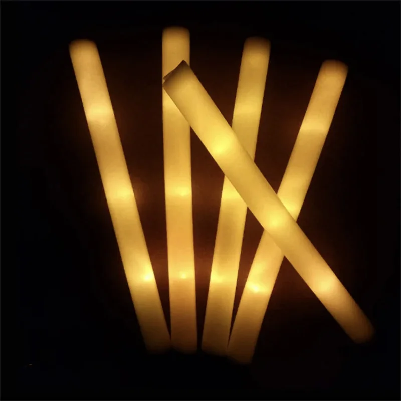 12/30/60 Stuks LED Glow Sticks Bulk Kleurrijke RGB Glow Foam Stick Cheer Tube Donker Licht voor Kerst Verjaardag Bruiloft Feestartikelen - afbeelding 1