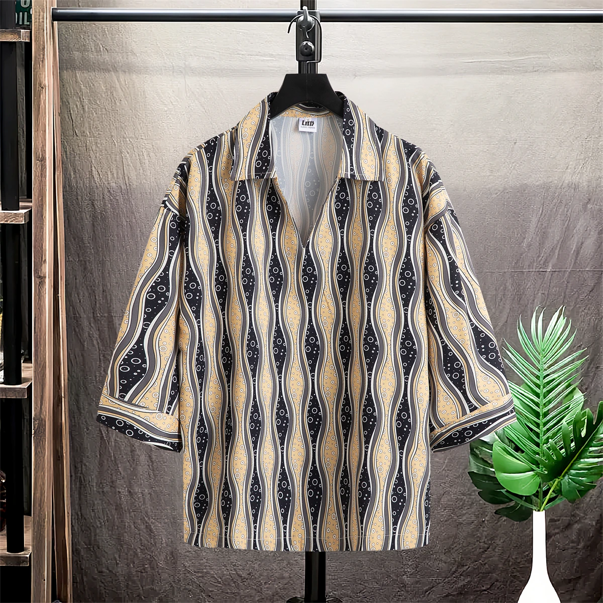 

Летняя мужская футболка с V-образным вырезом, свободного кроя, дышащая, с принтом, тонкая, молодежная, повседневная