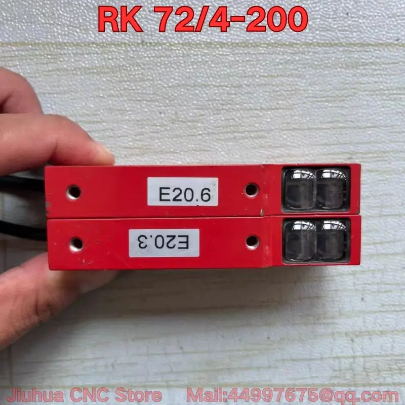 Second-hand RK 72/4-200 diffuse reflection photoelectric sensor function test is normal Latest Prices as of September 2026