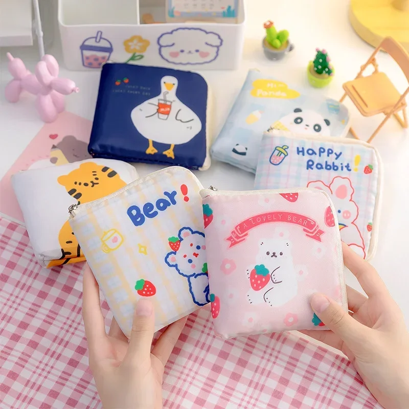 Bonito Kawaii Desenhos Animados Guardanapos Sanitários Saco De Armazenamento, Saco Cosmético, Mini Coin Pouch, Fone De Ouvido Cabo De Dados Saco, ID Titular Do Cartão De Crédito