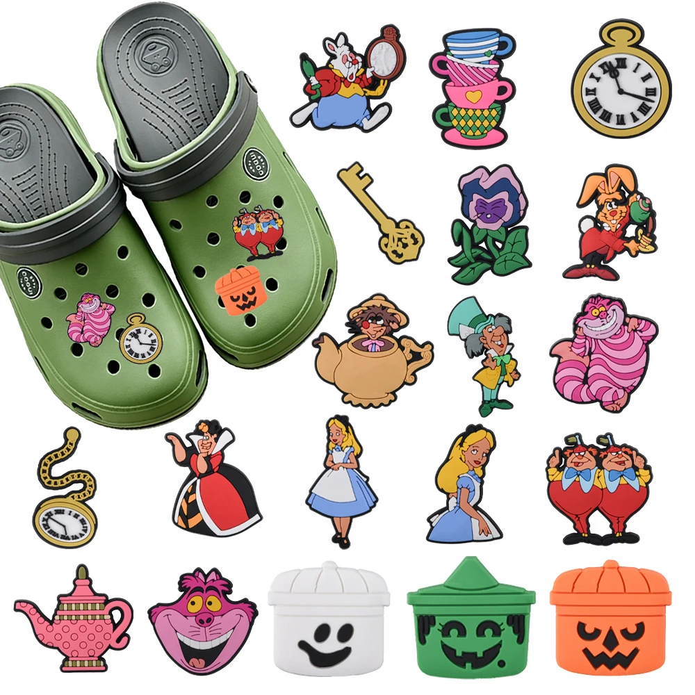 1-19pcs Hot Toys Fairy Tale Story Cartoon Role PVC Shoe Charms Accessories DIY Creativity Sandal Wristbands Party Decorations