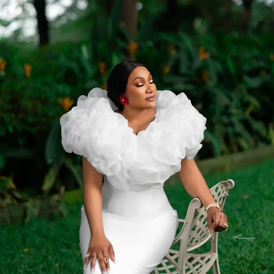 Abiti da sposa corti personalizzati Abiti da sposa con spalla gonfia alla caviglia Abiti africani robes de soirée per la sposa