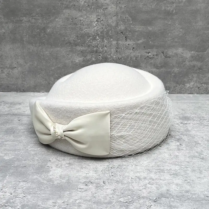 2025 Fedora Women Round Irregular Pearl Bow Mesh Wool Beret British Vintage Temperament Felt Ladies Fashion  Elegant Painter Hat