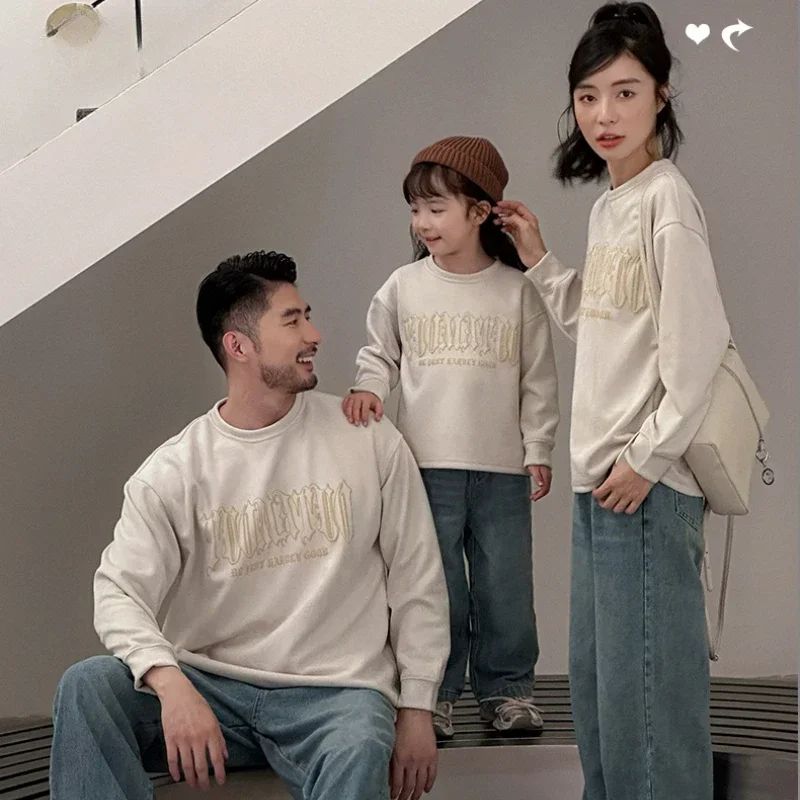 

2024 Family Matching Outfits Sweatshirt Parent-Child Children Same Long Sleeve Clothes Father Mother and Son Daughter Costume