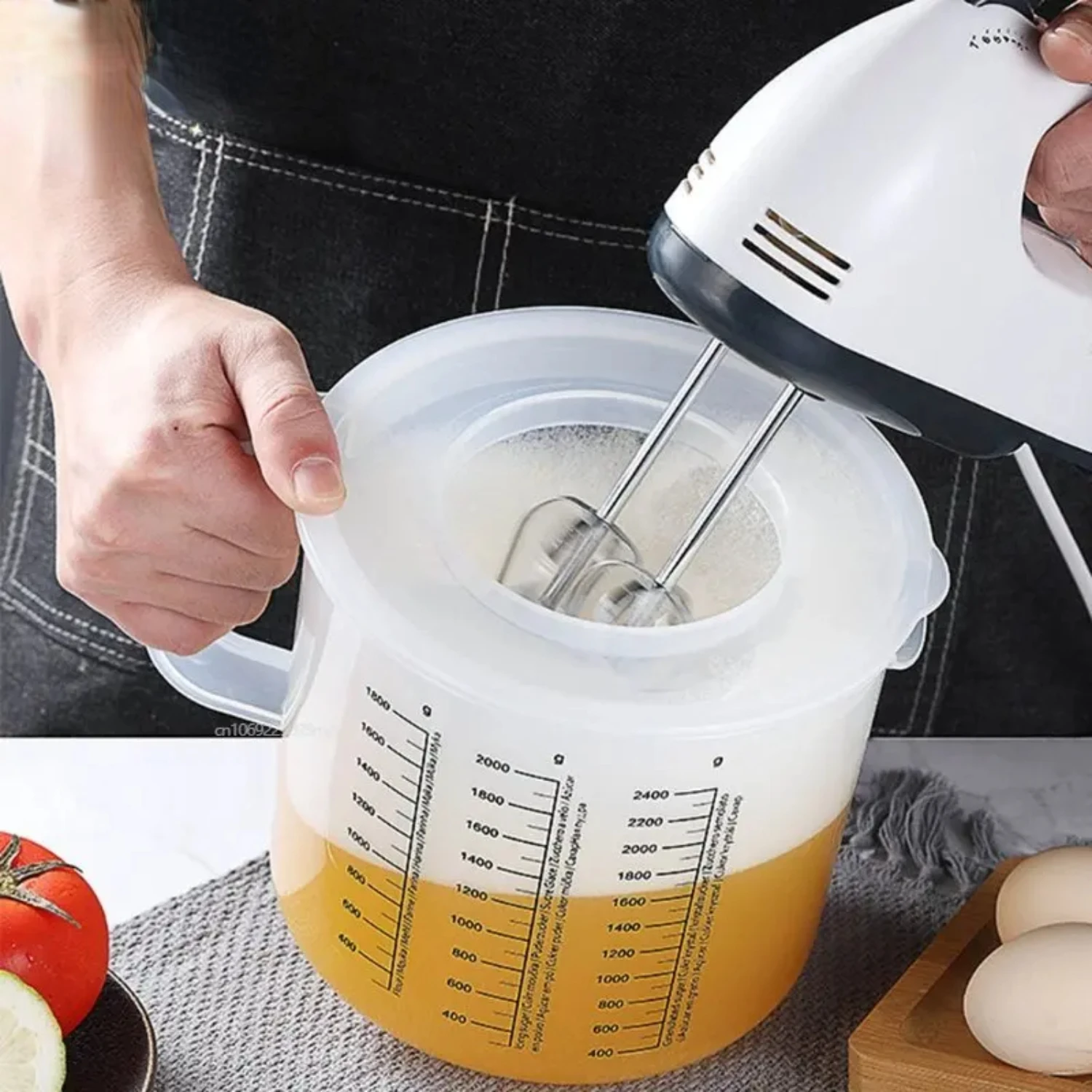 2.5L Large Capacity Baking Measuring Cup Scale Mixing Bowl with Lid Transparent Plastic Mixing Cup   Kitchen Plastic Cups