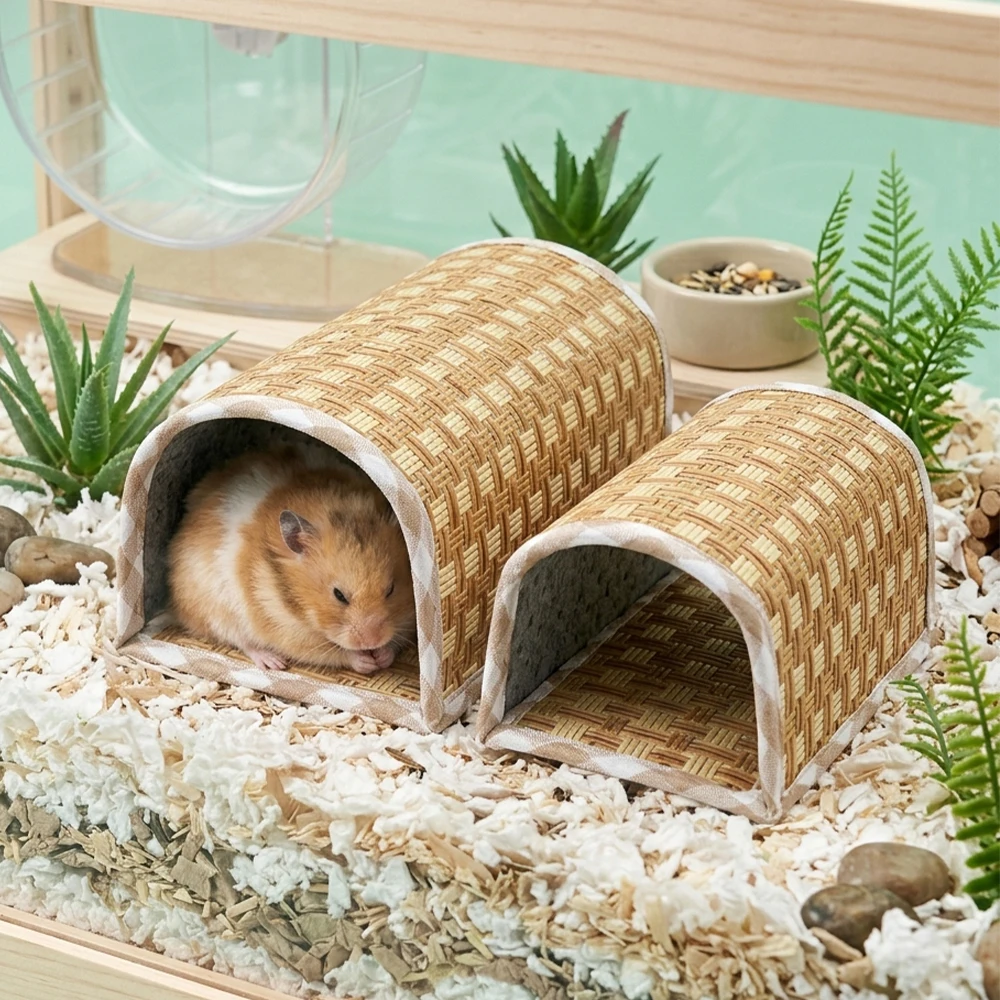 1 PC Natural Woven Grass Hamster Cooling Mat Tunnel Bed Summer Hideout Nest for Small Pets Rat Guinea Pig Non-Slip Base Supplies