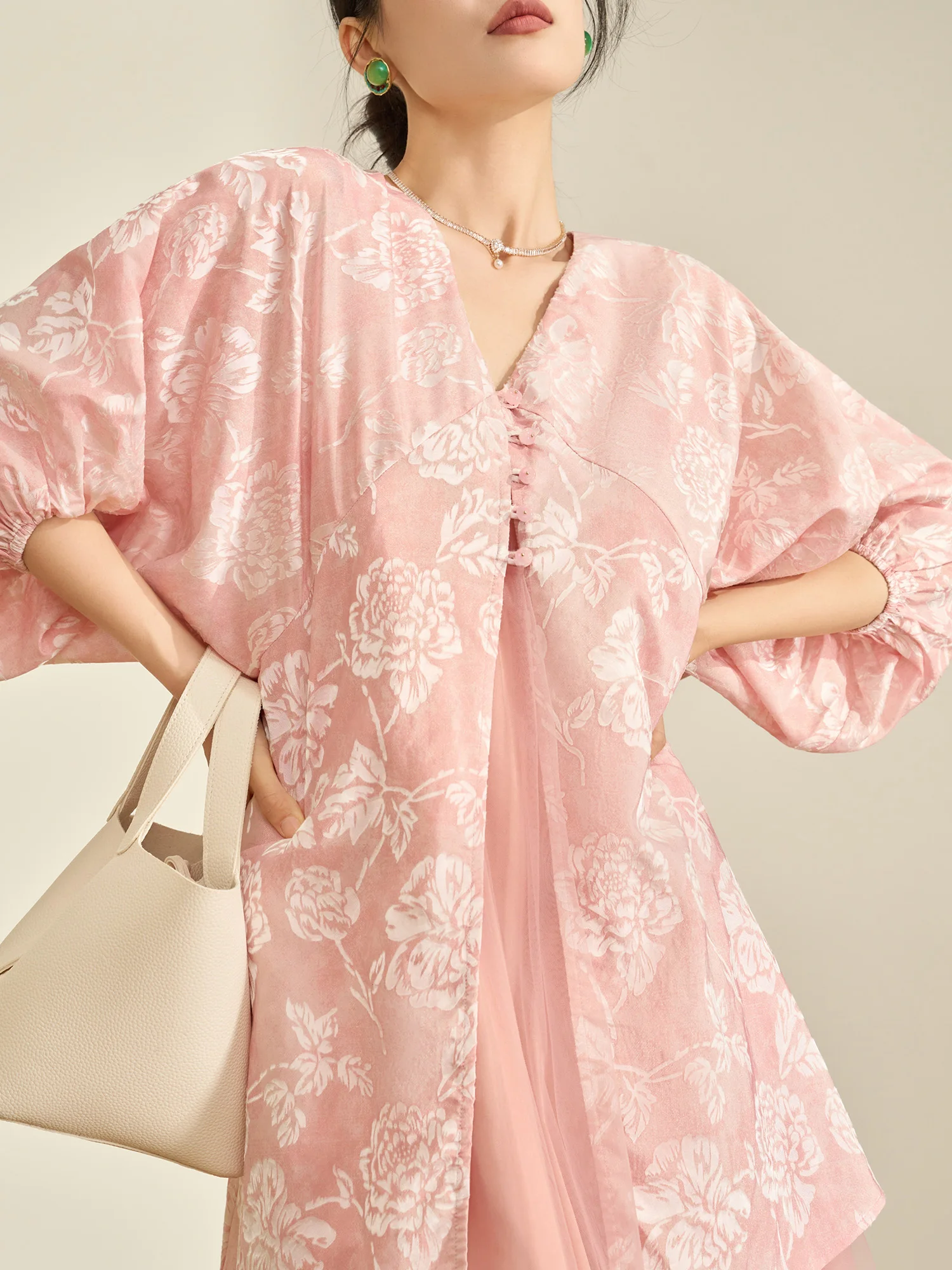 

Flowing Era 2026 Spring New Chinese Style Pink Floral Embroidery Dress Women's Summer Fashion Splicing Fake Two-Piece Dress