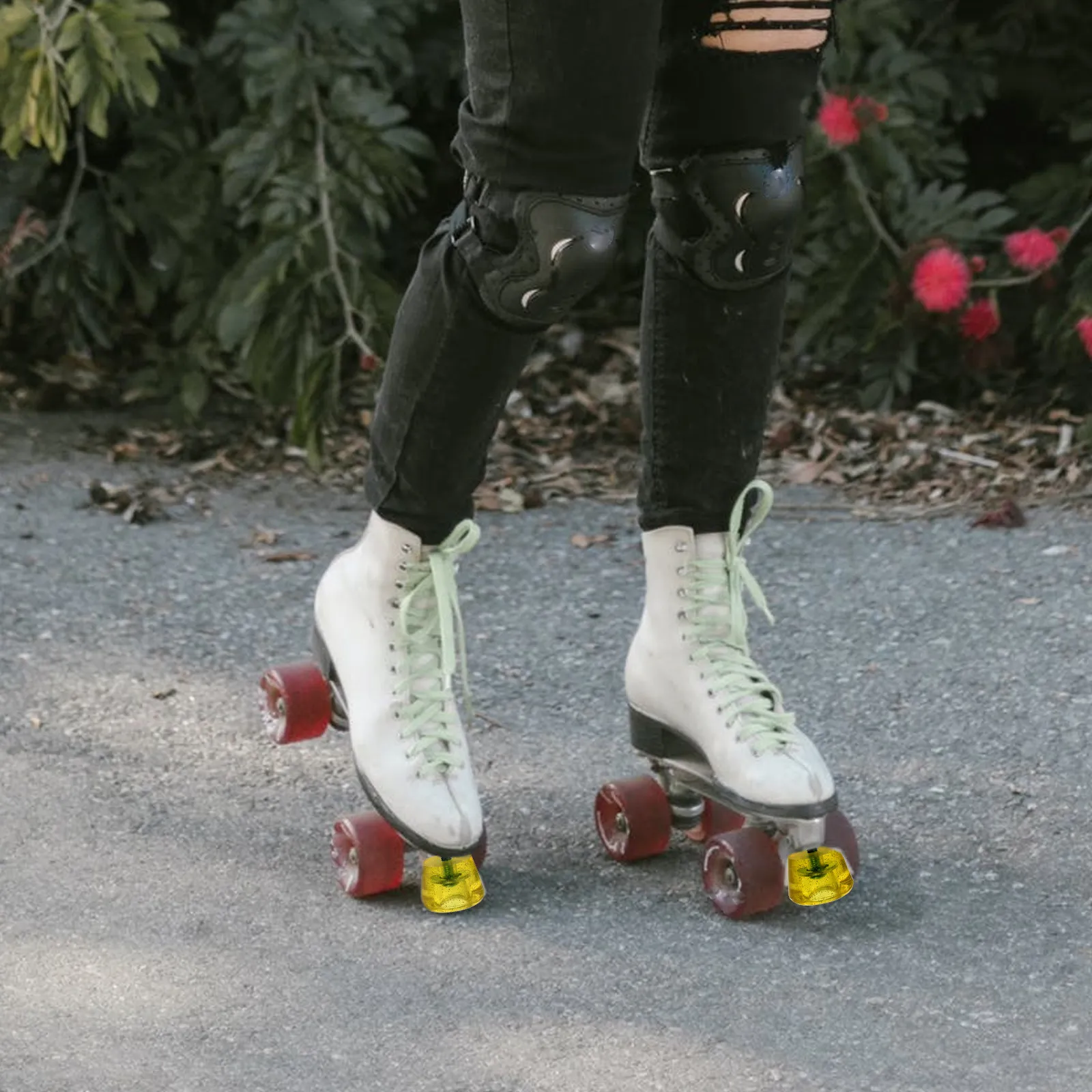 

Комплект усиленных тормозных колодок для роликовых коньков с увеличенной площадью торможения, легко устанавливаемые, для безопасных тренировок по катанию