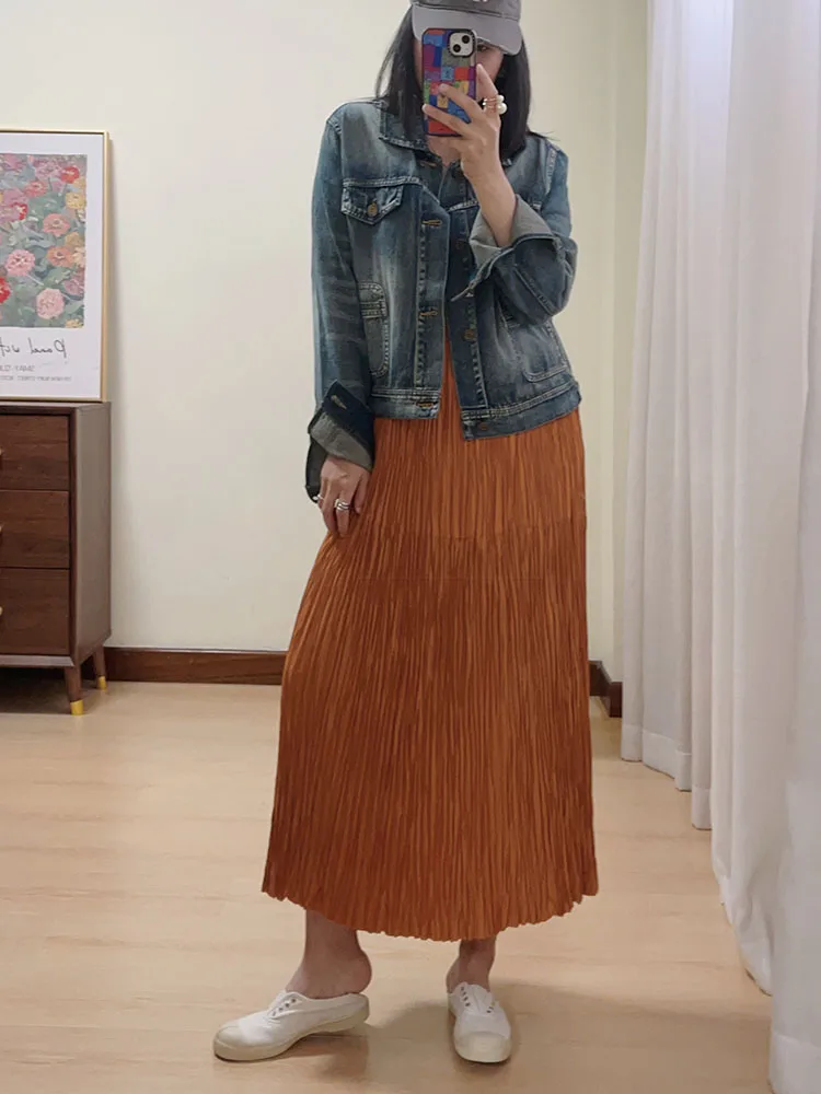 

Женское повседневное плиссированное платье Betzou миди длины, выше колена, с завышенной талией, А-силуэт, летнее, 2025