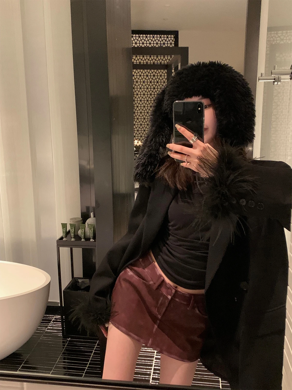 

Модная женская юбка из искусственной кожи в стиле ретро, летняя, укороченная, с завышенной талией, облегающая, скрывающая недостатки фигуры